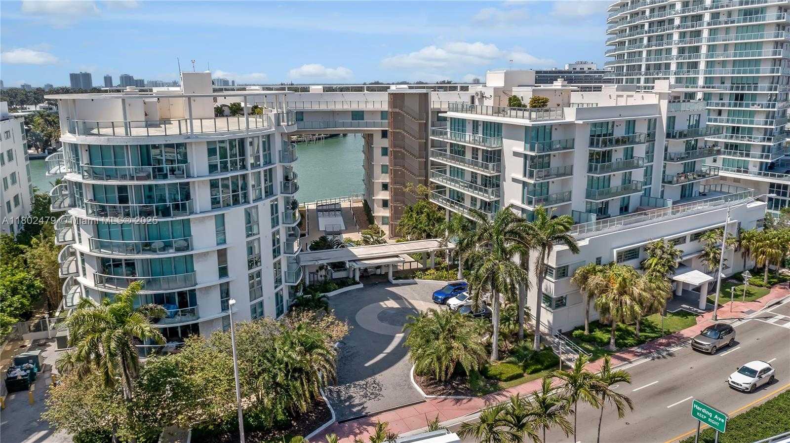 Small Image of 6620 INDIAN CREEK DR #619, Miami Beach Number 3