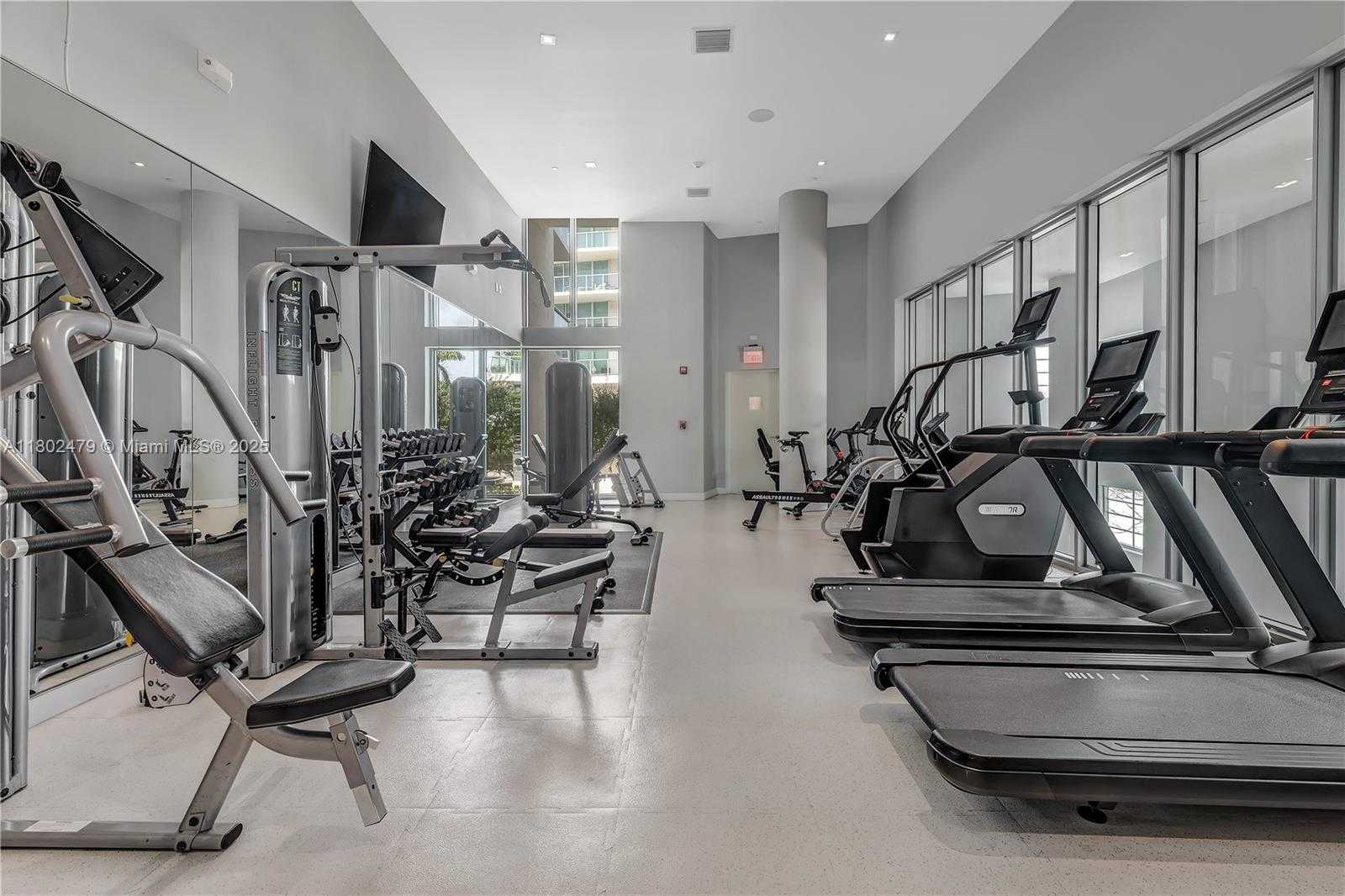 Small Image of 6620 INDIAN CREEK DR #619, Miami Beach Number 37