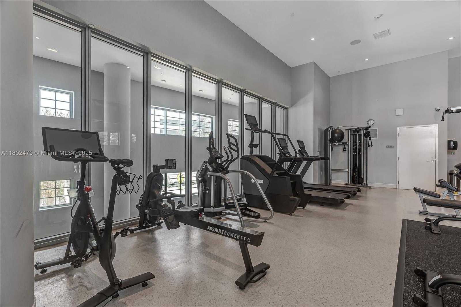 Small Image of 6620 INDIAN CREEK DR #619, Miami Beach Number 39