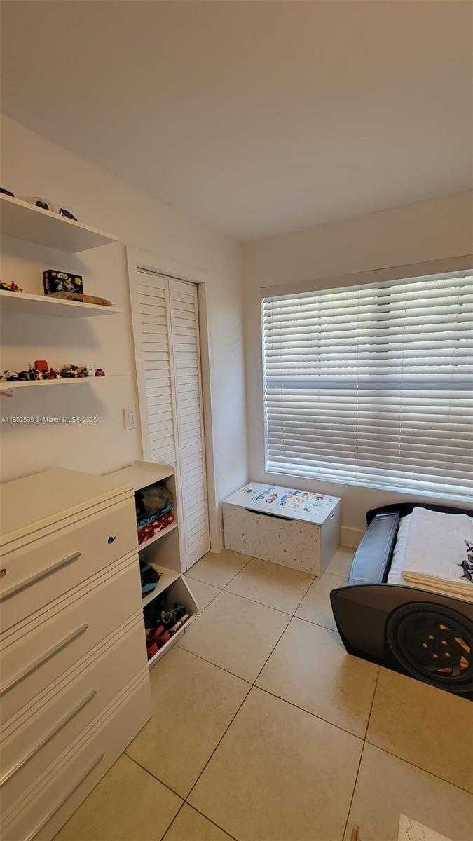 Small Image of 10670 SOUTH WEST 156TH PL #313, Miami Number 6