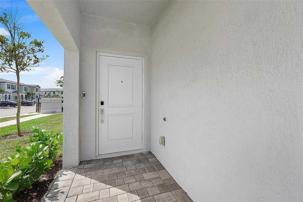 Small Image of 16228 SOUTH WEST 291ST ST, Homestead Number 5
