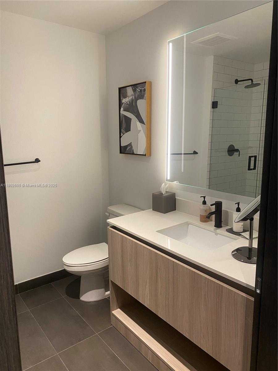 Small Image of 398 NORTH EAST 5TH ST #1903, Miami Number 9