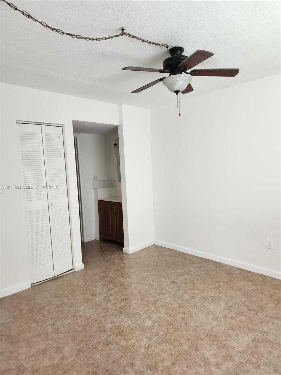 Small Image of 6020 SHAKERWOOD CIR #103, Tamarac Number 6