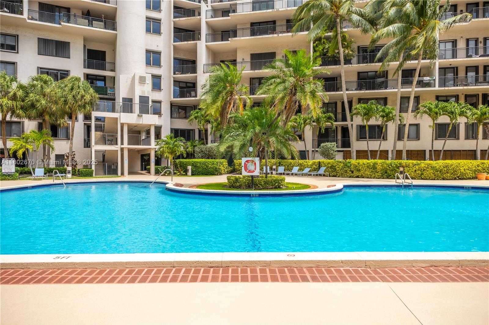 Small Image of 540 BRICKELL KEY DR #904, Miami Number 23