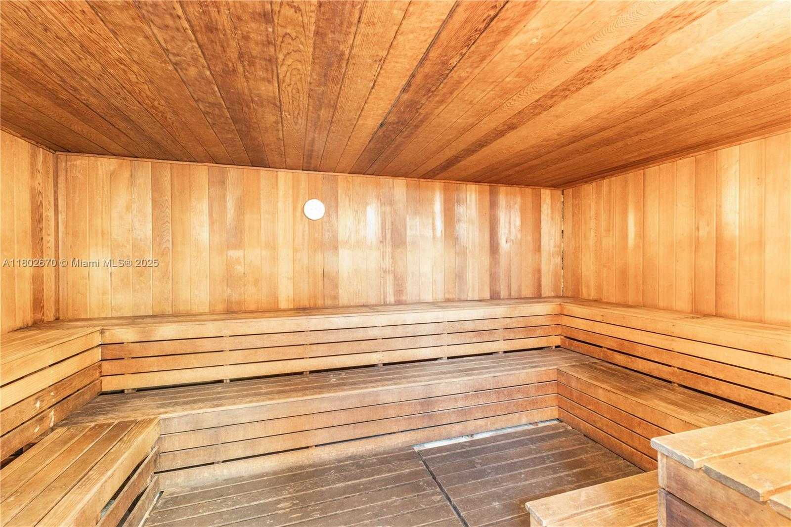 Small Image of 540 BRICKELL KEY DR #904, Miami Number 34