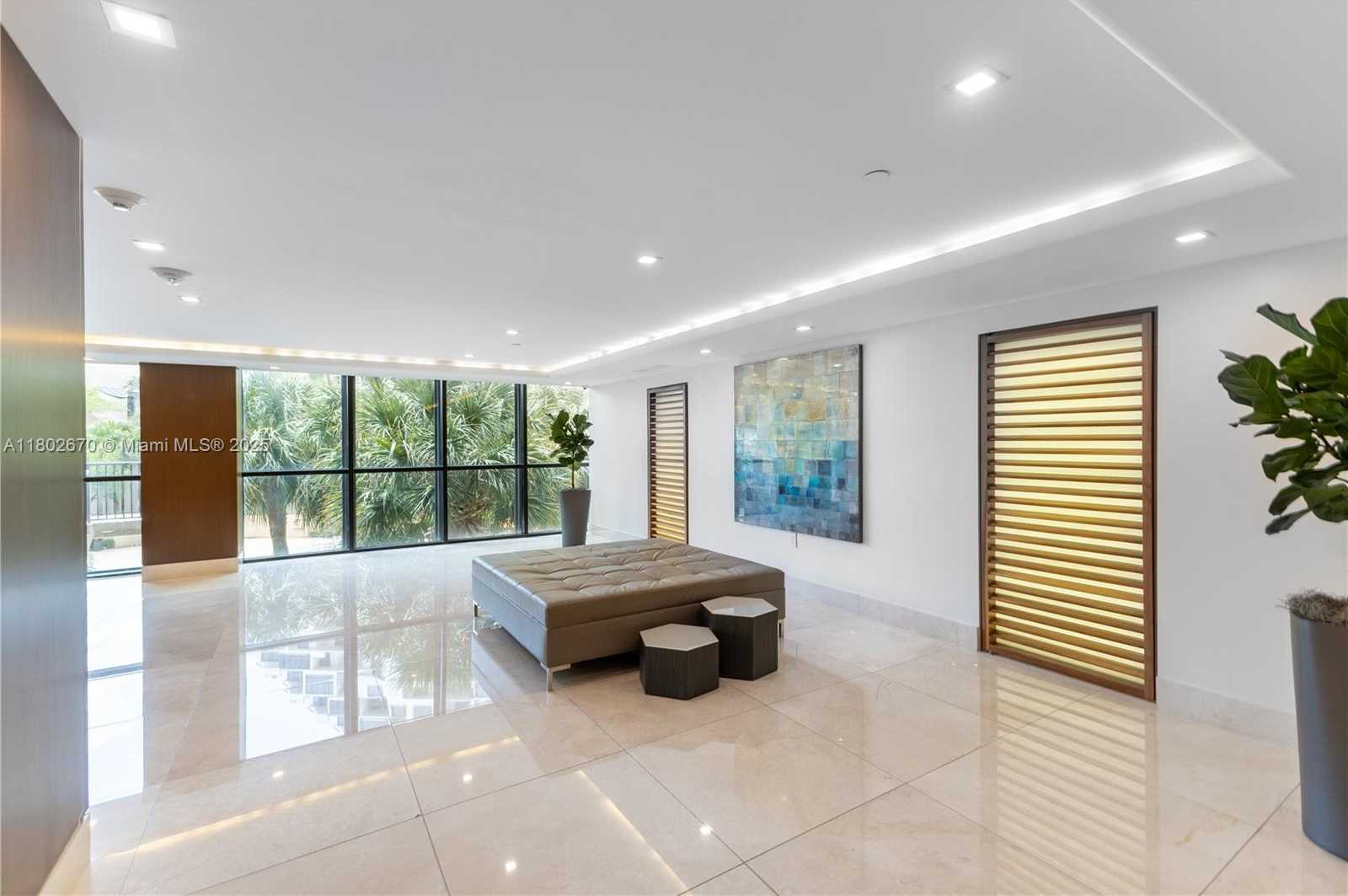 Small Image of 540 BRICKELL KEY DR #904, Miami Number 37