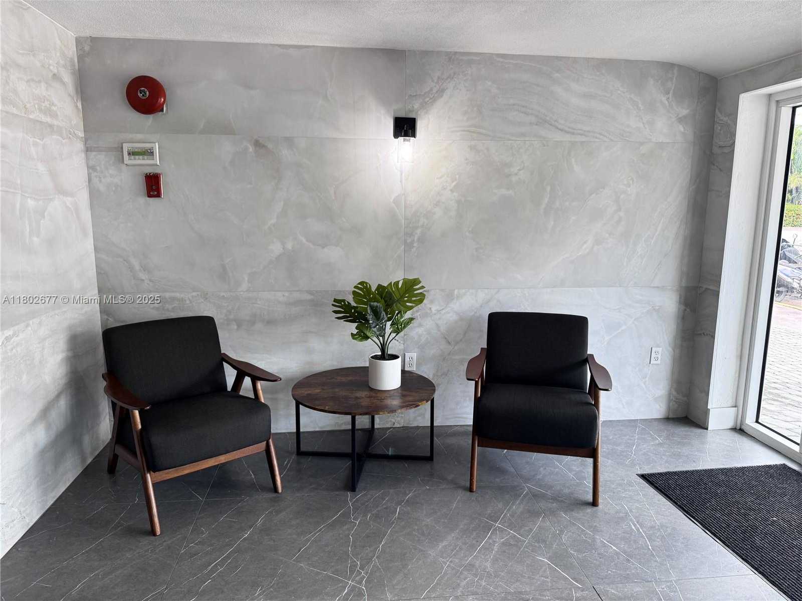Small Image of 1030 9TH ST #403, Miami Beach Number 5