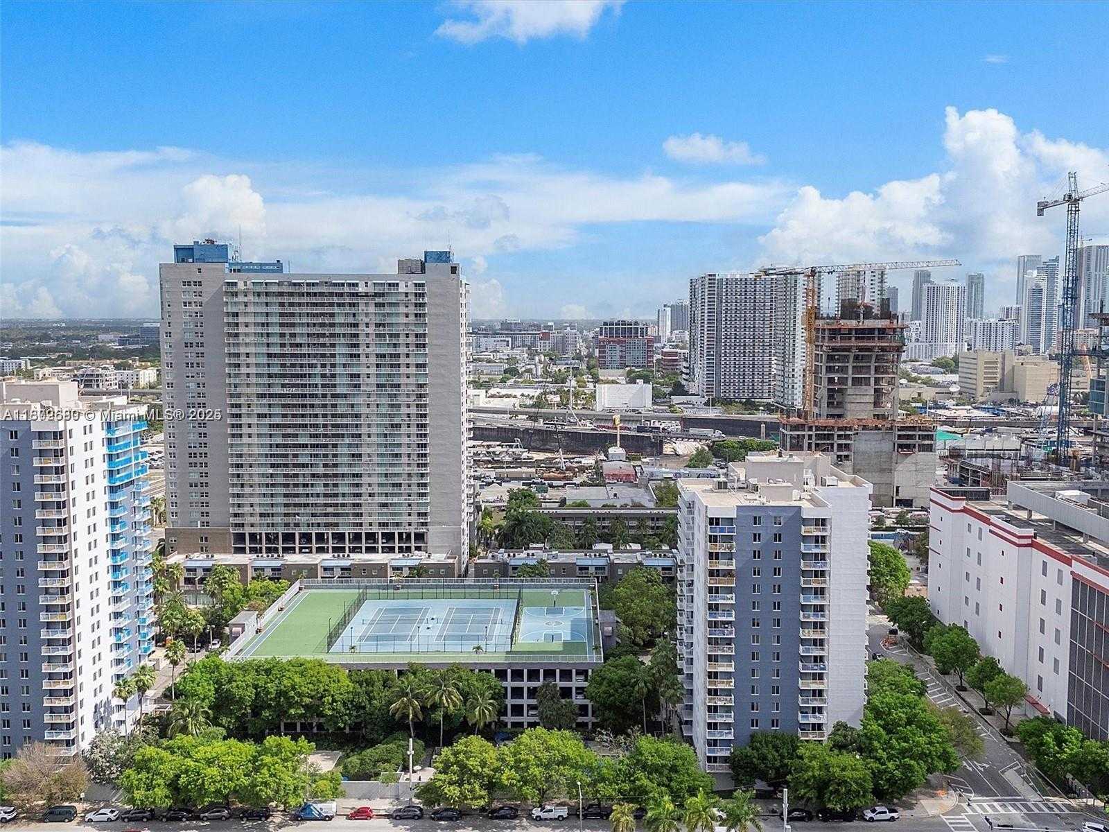 Small Image of 800 NORTH MIAMI AVE #E-1709, Miami Number 25