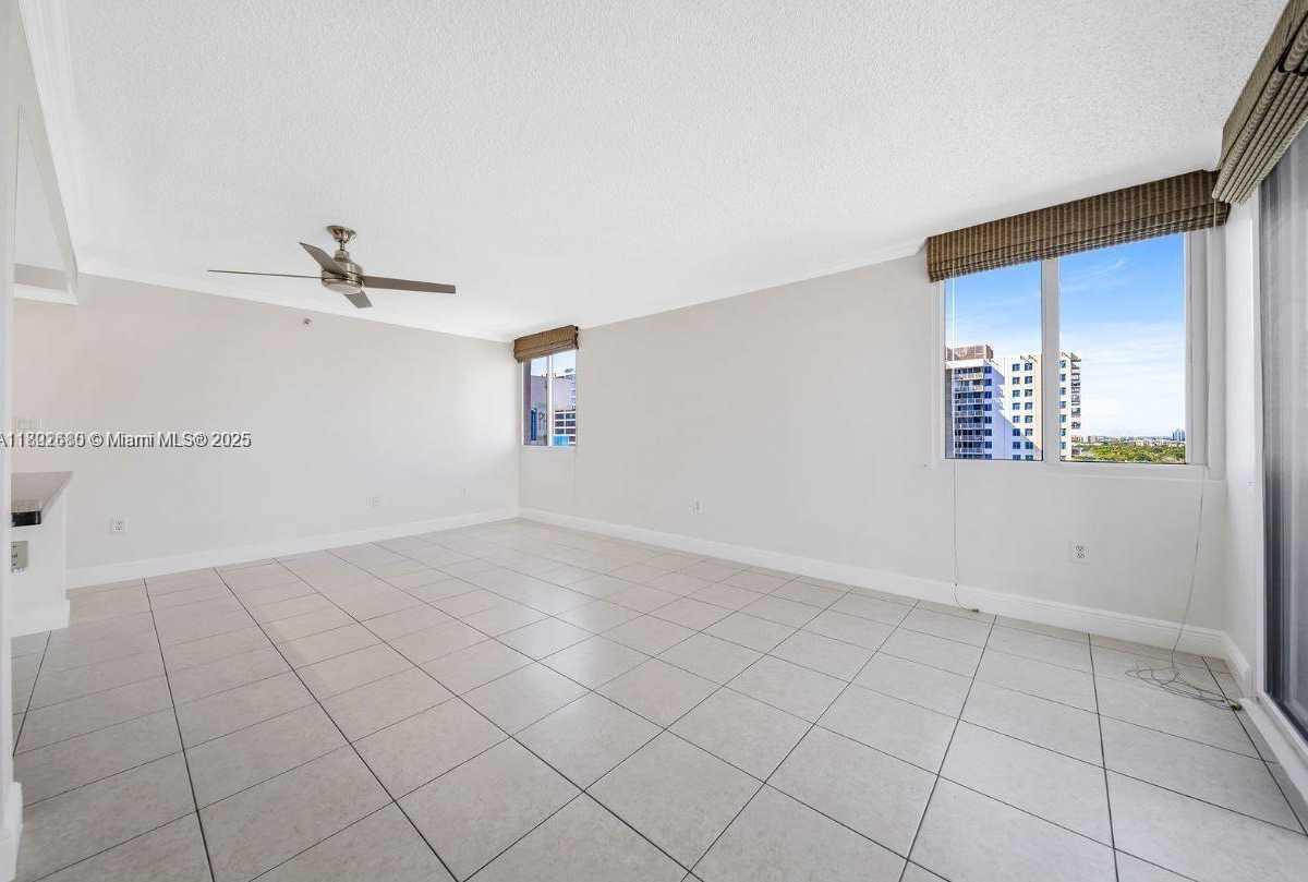 Small Image of 800 NORTH MIAMI AVE #E-1709, Miami Number 6