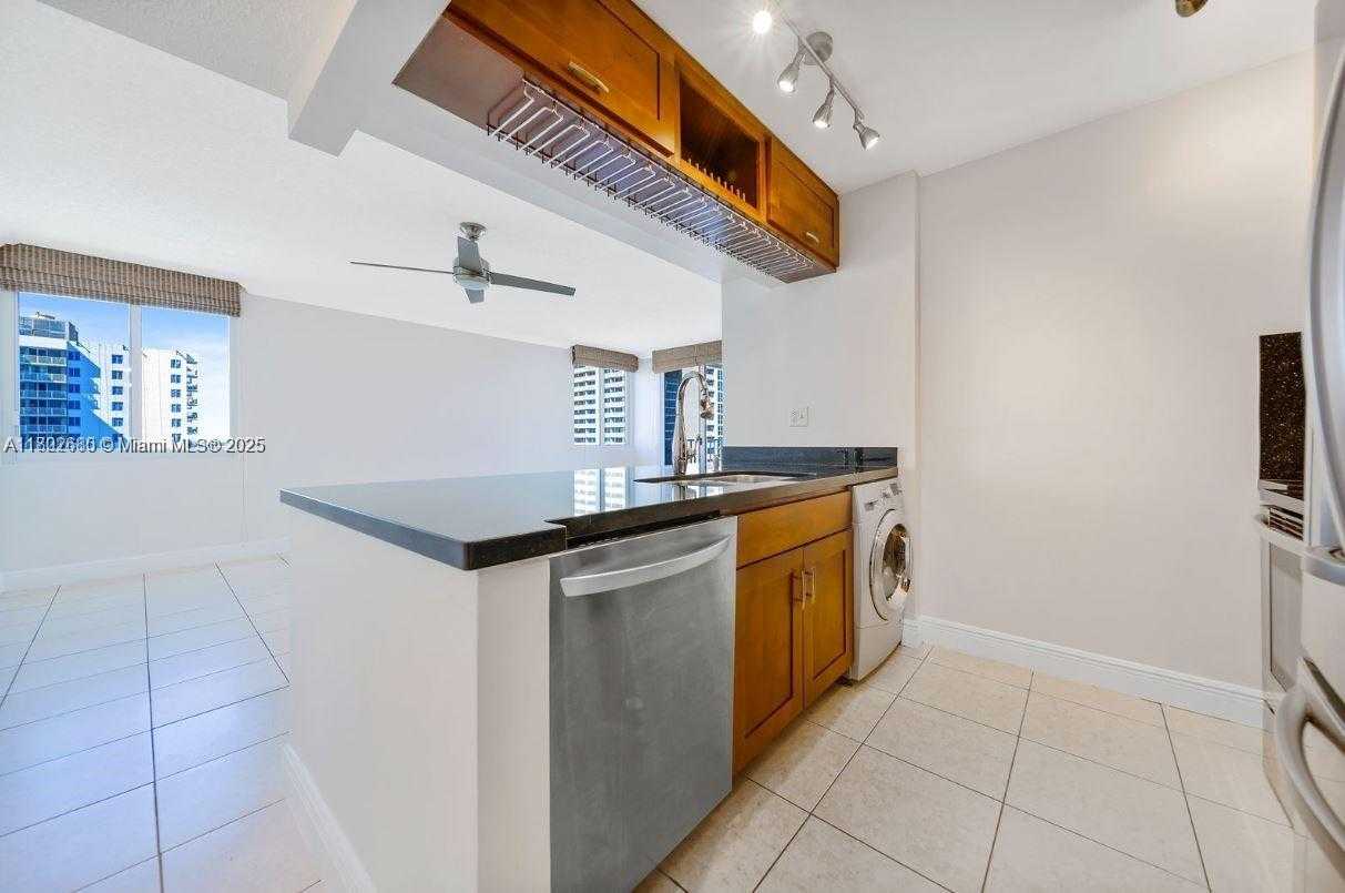 Small Image of 800 NORTH MIAMI AVE #E-1709, Miami Number 9