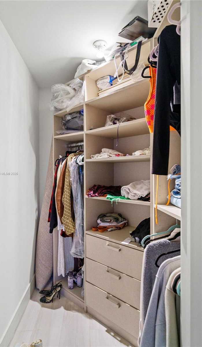 Small Image of 650 NORTH EAST 32ND ST #4405, Miami Number 21