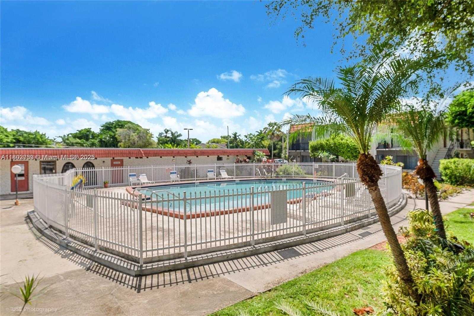 Small Image of 8701 SOUTH WEST 141ST ST #G8, Palmetto Bay Number 18