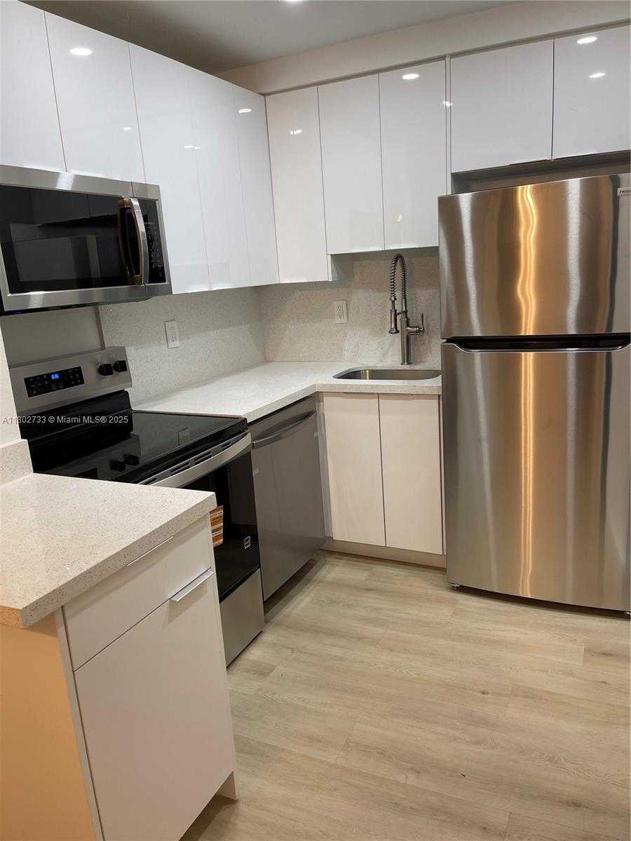 Small Image of 8701 SOUTH WEST 141ST ST #G8, Palmetto Bay Number 4