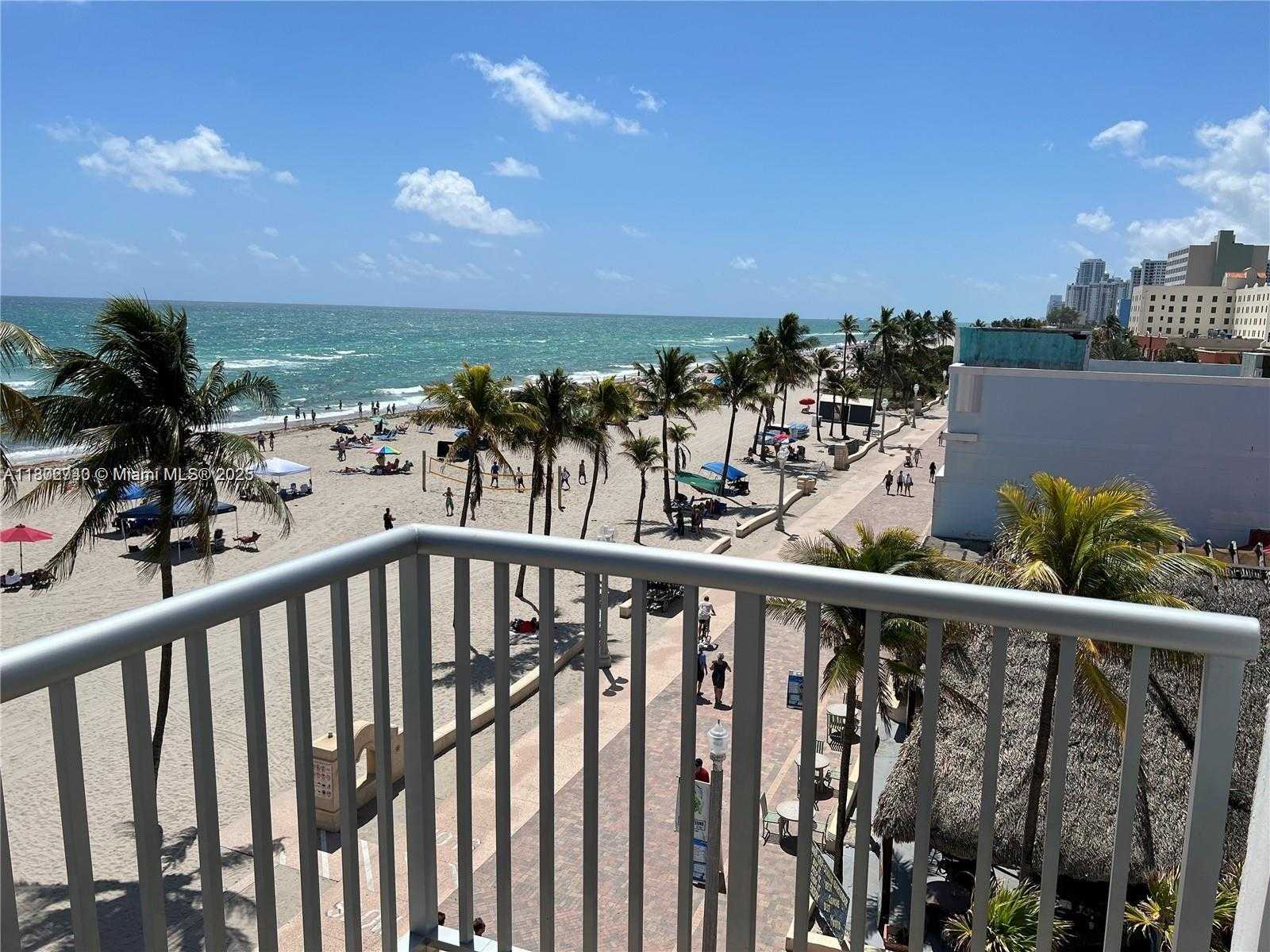 Small Image of 400 NORTH SURF RD #506, Hollywood Number 3