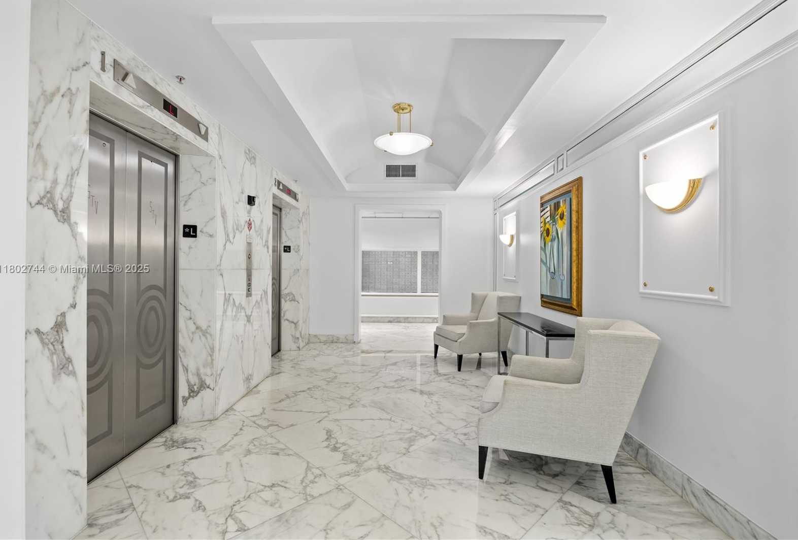 Small Image of 5700 COLLINS AVE #7G, Miami Beach Number 4