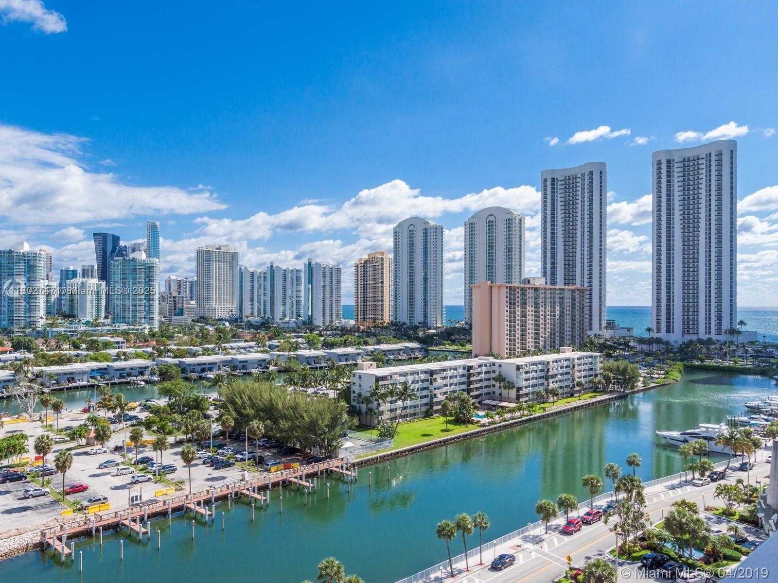 Small Image of 300 BAYVIEW DR #2105, Sunny Isles Beach Number 20