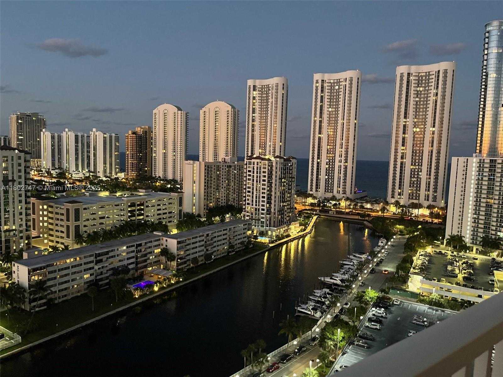 Small Image of 300 BAYVIEW DR #2105, Sunny Isles Beach Number 23