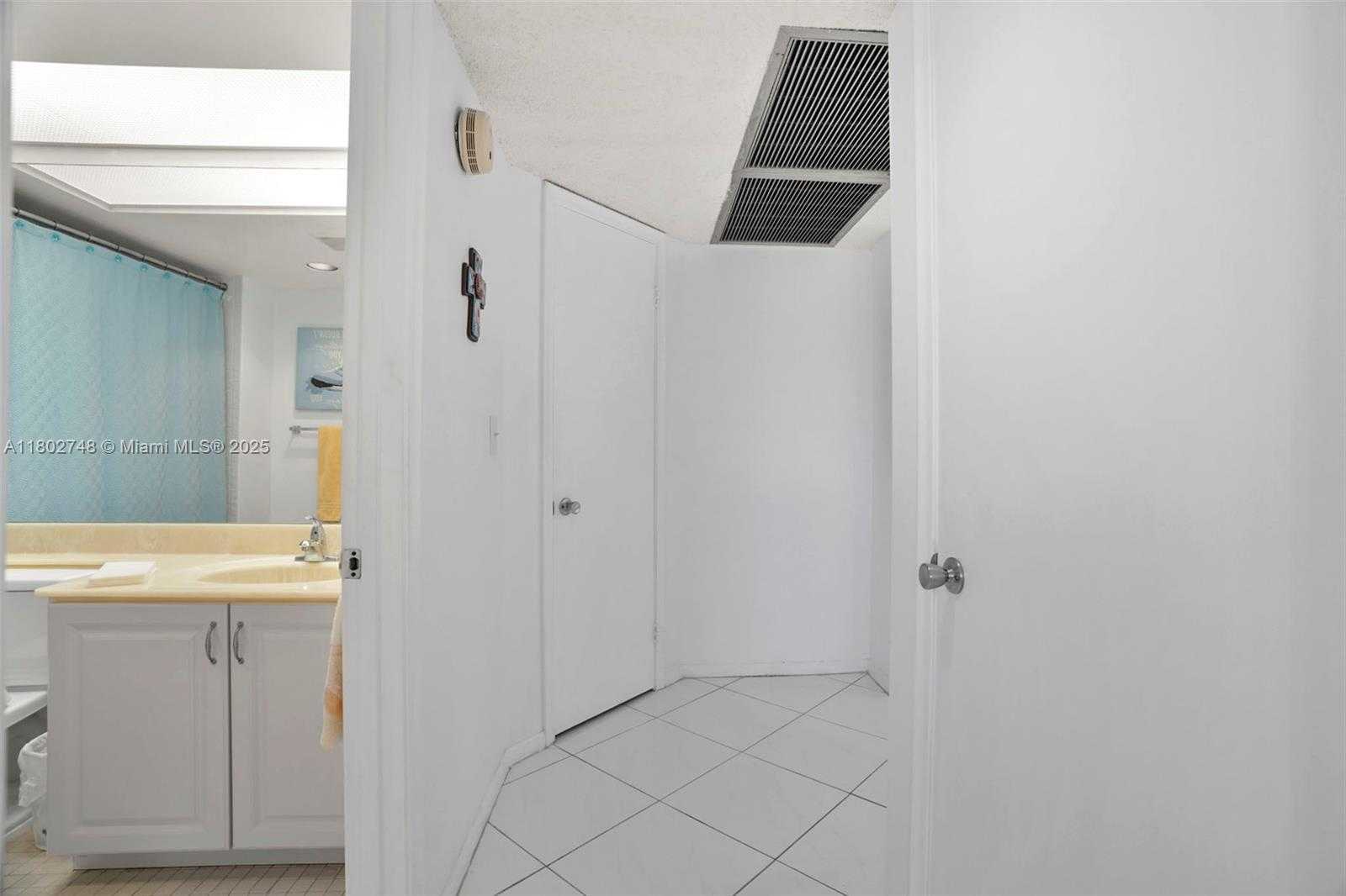 Small Image of 1801 ELEUTHERA PT #K3, Coconut Creek Number 23