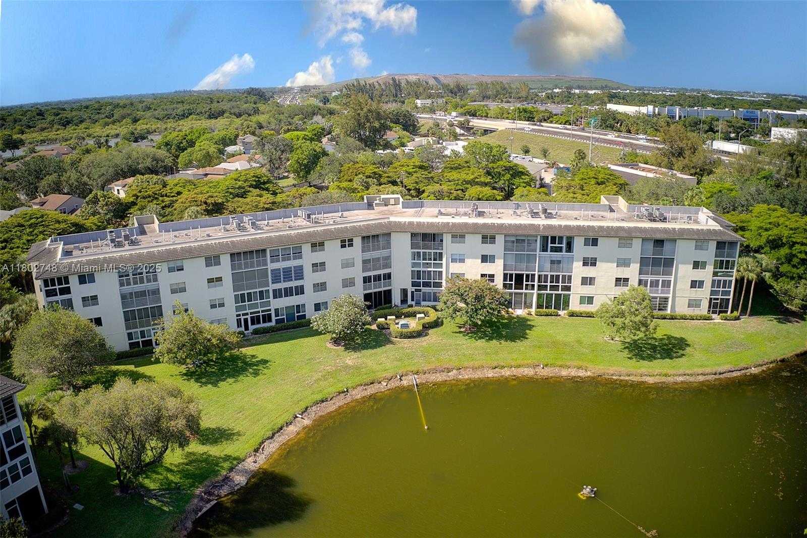 Small Image of 1801 ELEUTHERA PT #K3, Coconut Creek Number 36