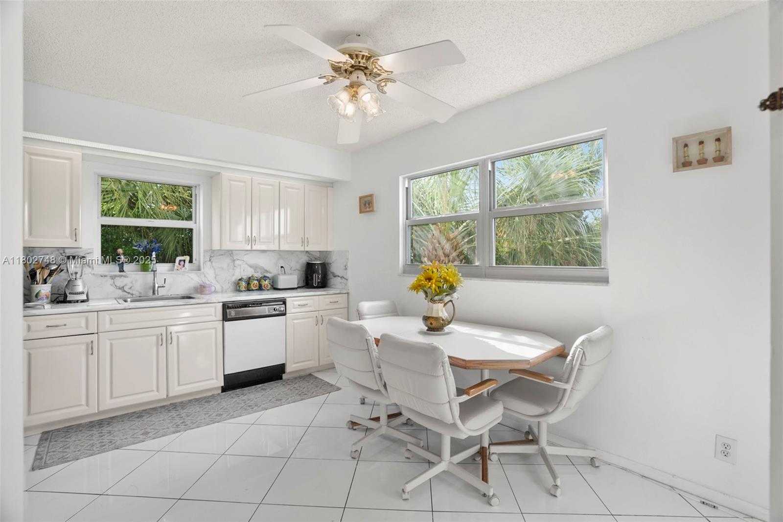 Small Image of 1801 ELEUTHERA PT #K3, Coconut Creek Number 6