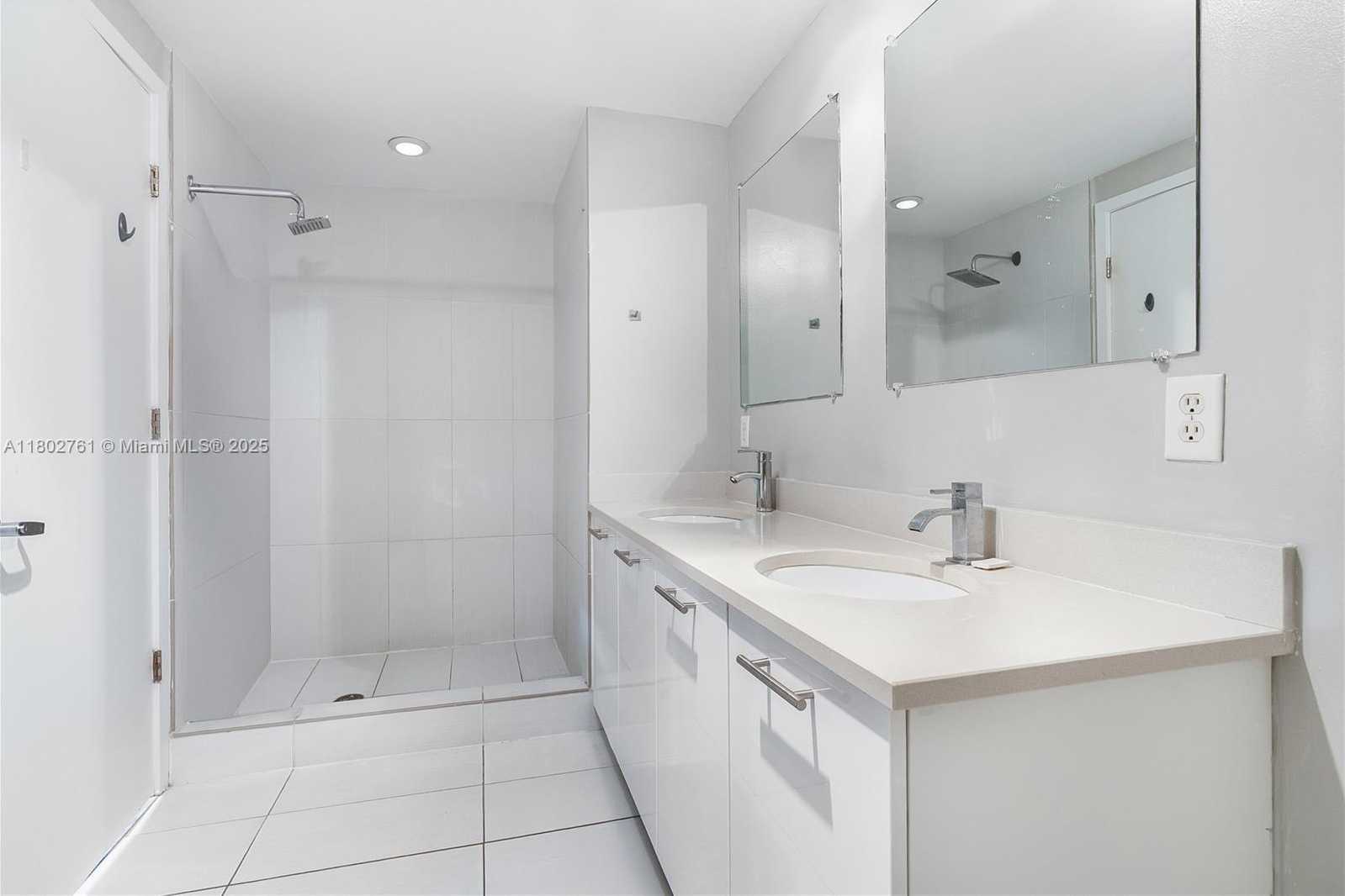 Small Image of 3250 NORTH EAST 1ST AVE #706, Miami Number 9