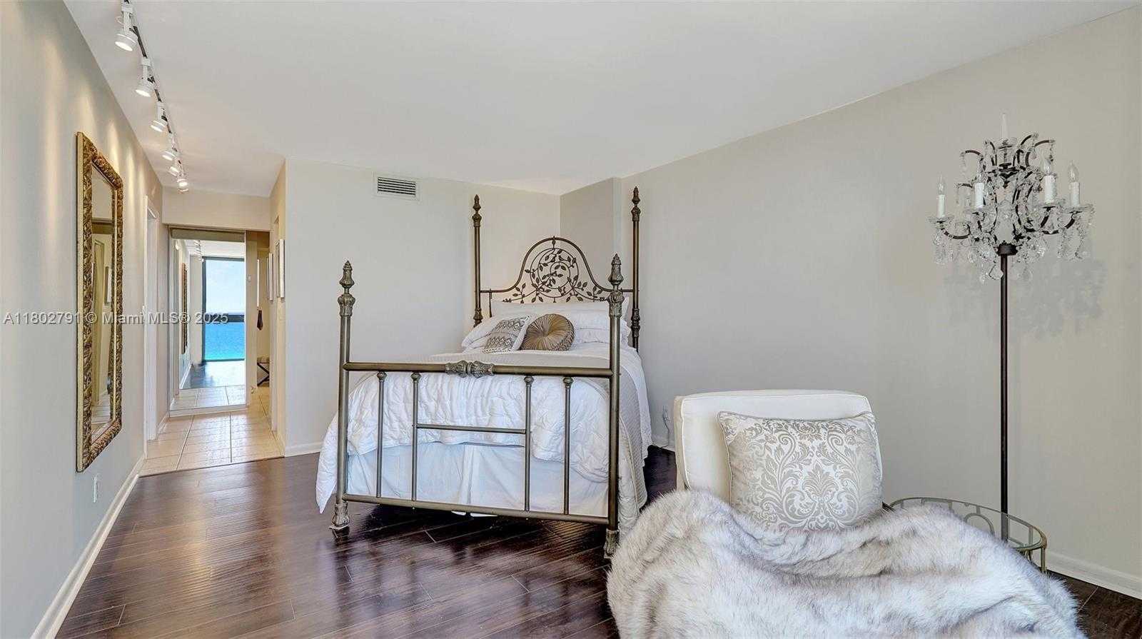 Small Image of 1500 SOUTH OCEAN DR #12H, Hollywood Number 14