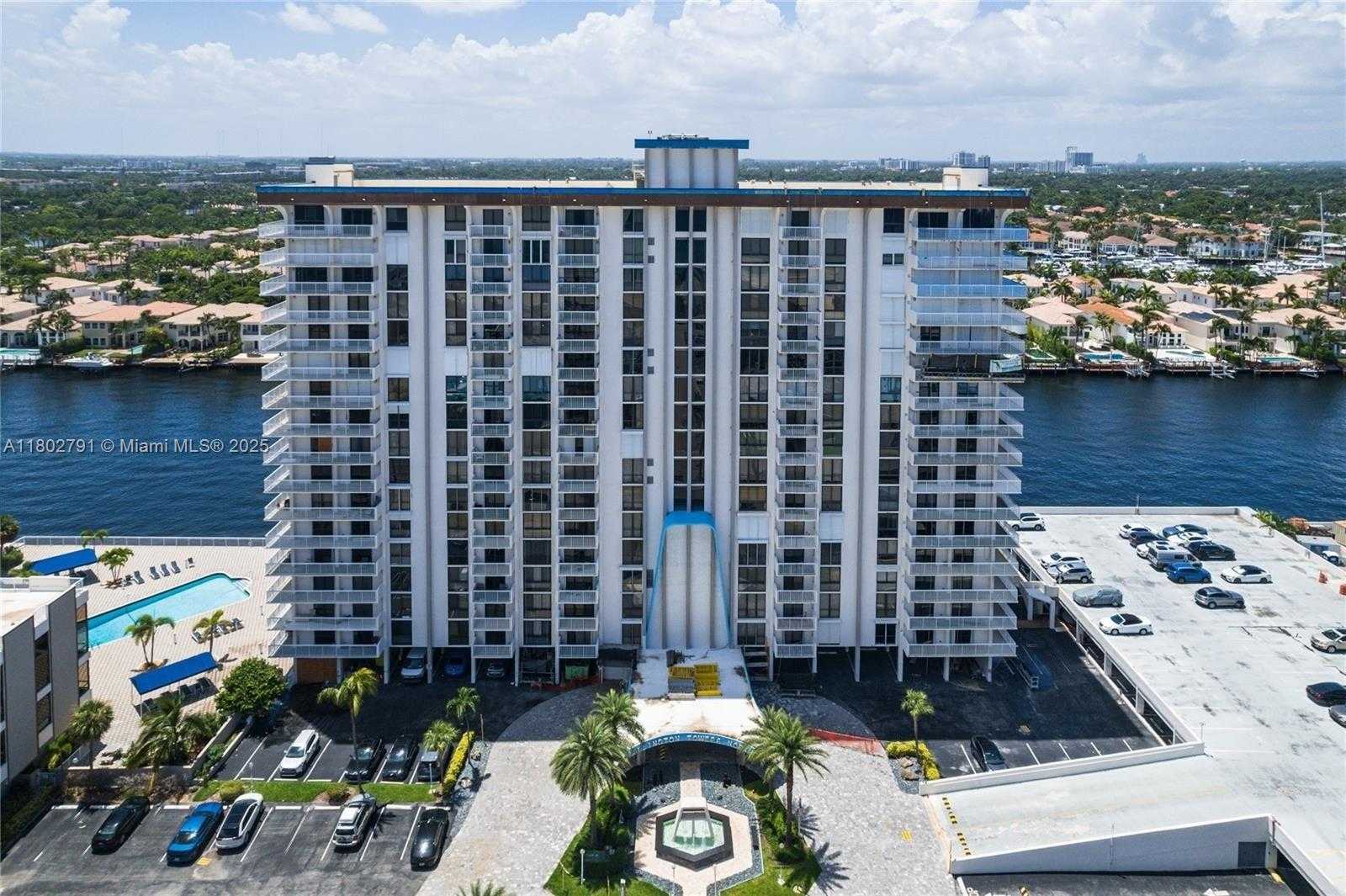 Small Image of 1500 SOUTH OCEAN DR #12H, Hollywood Number 3