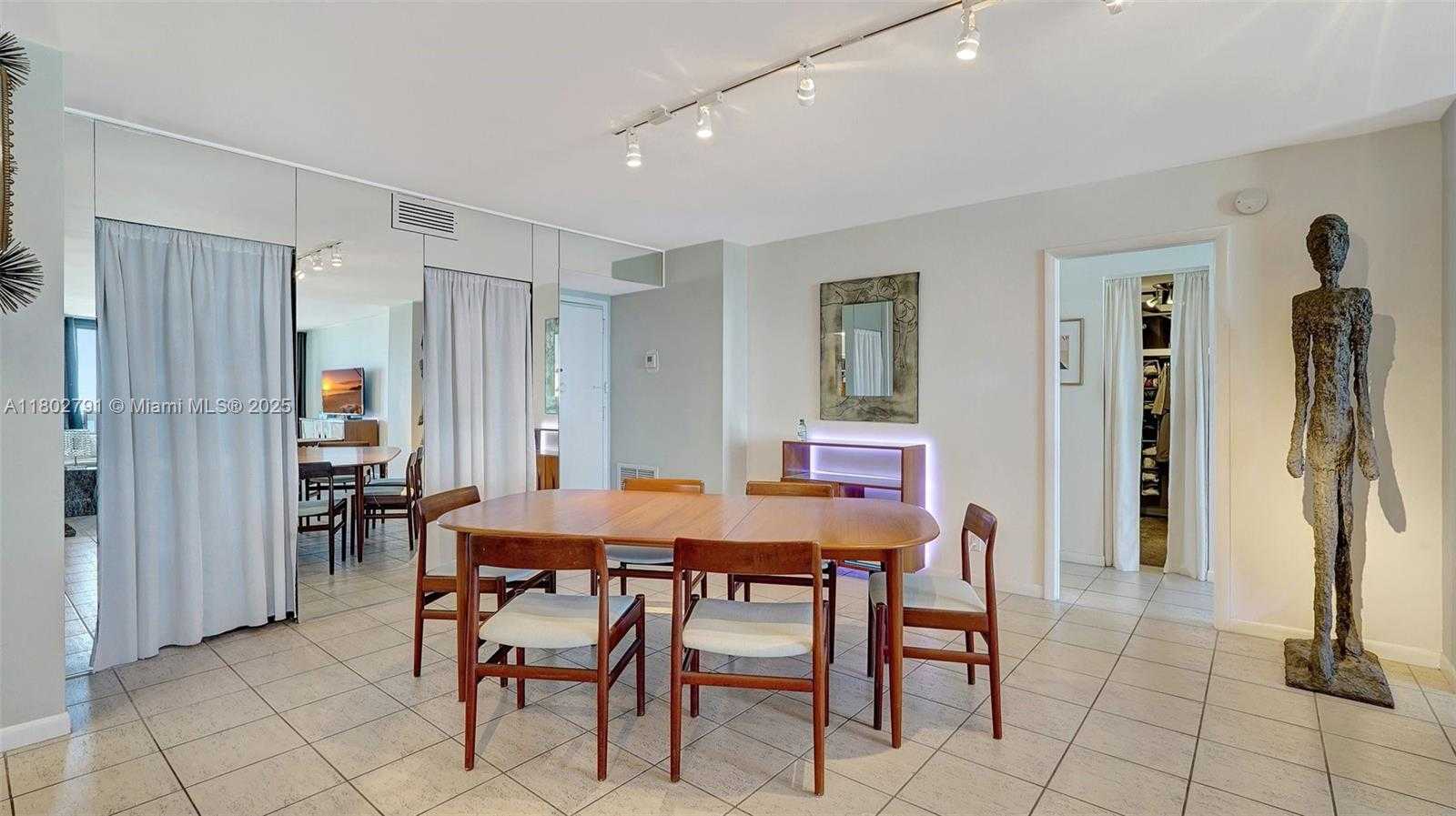 Small Image of 1500 SOUTH OCEAN DR #12H, Hollywood Number 8