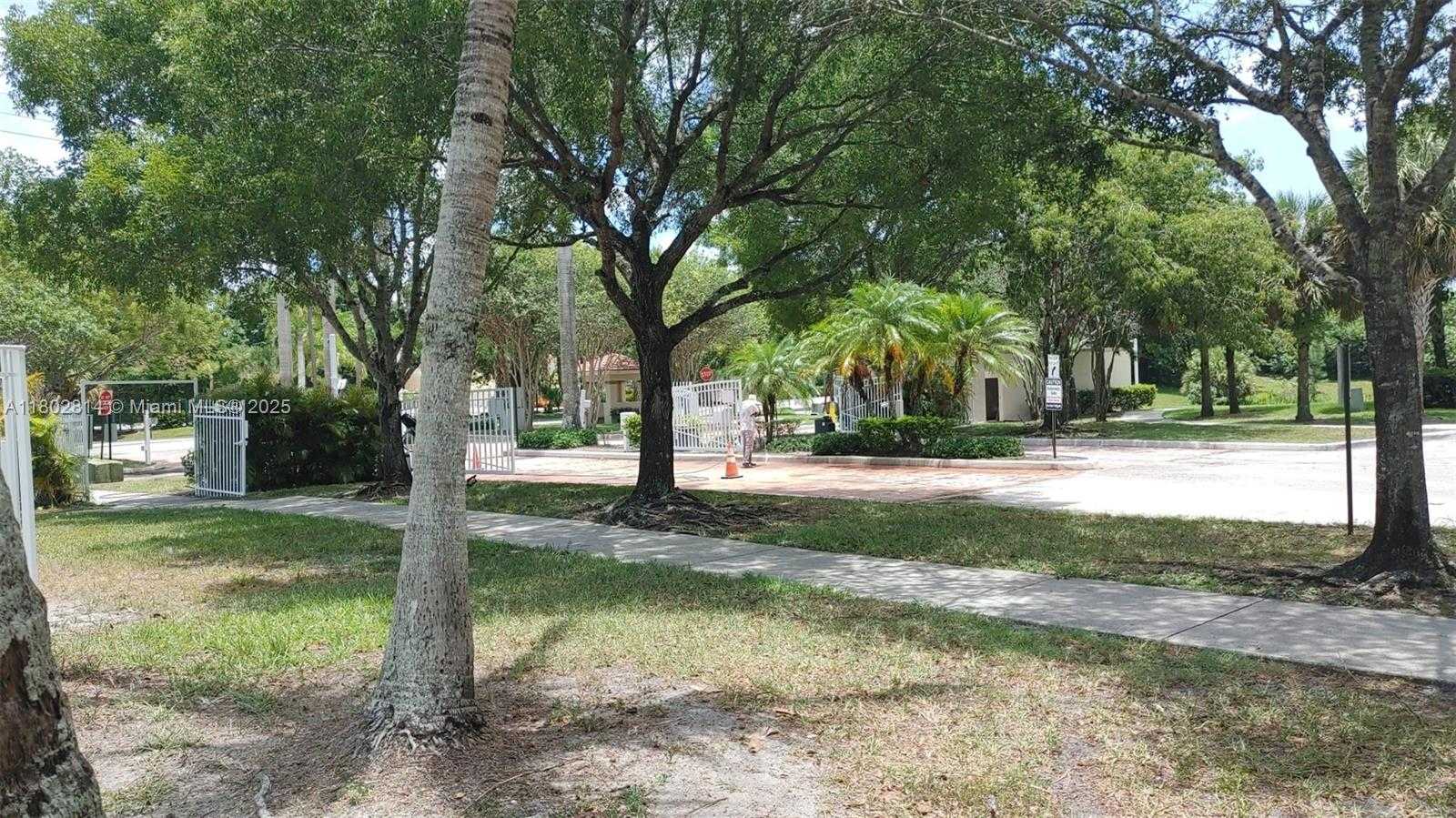 Small Image of 1165 GOLDEN LAKES BLVD #1221, West Palm Beach Number 41