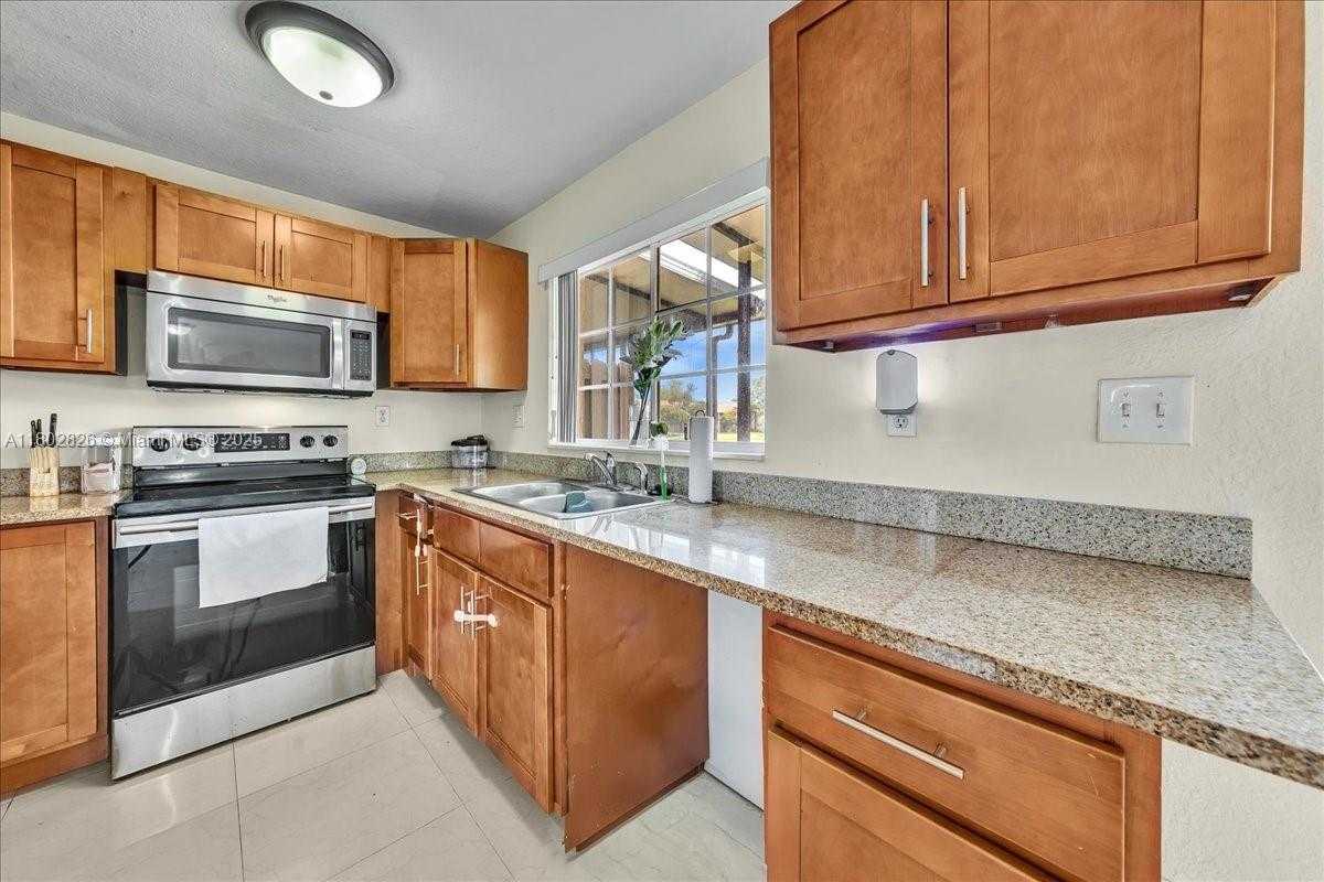 Small Image of 9765 NORTH WEST 37TH ST, Sunrise Number 21