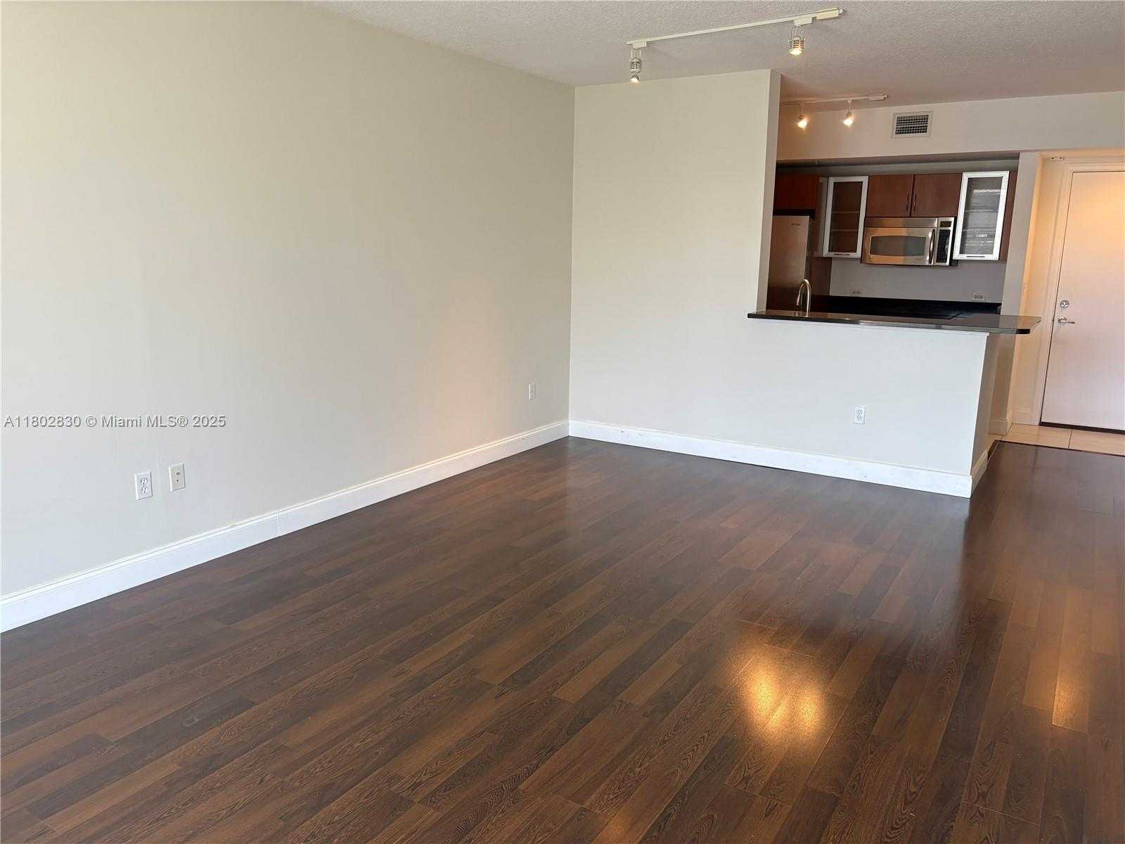 Small Image of 18800 NORTH EAST 29TH AVE #507, Aventura Number 12