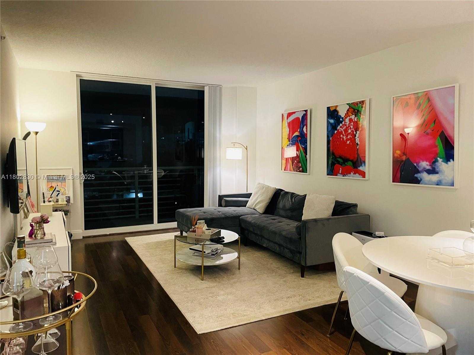 Small Image of 18800 NORTH EAST 29TH AVE #507, Aventura Number 4