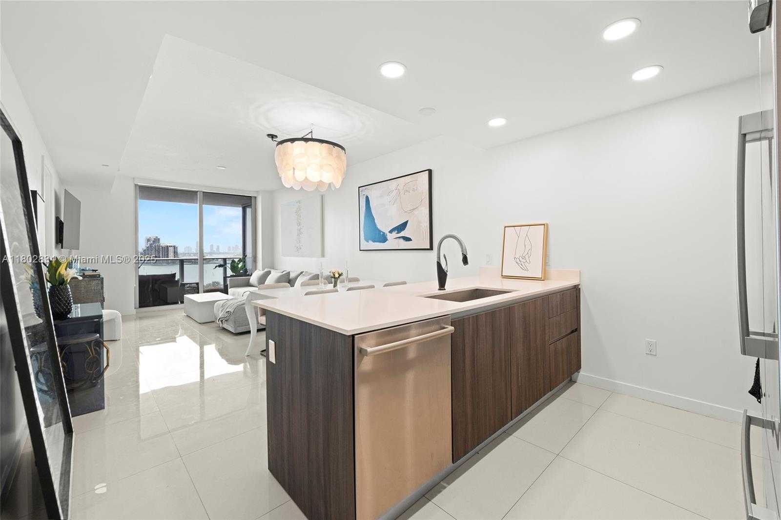 Small Image of 488 NORTH EAST 18TH ST #704, Miami Number 2