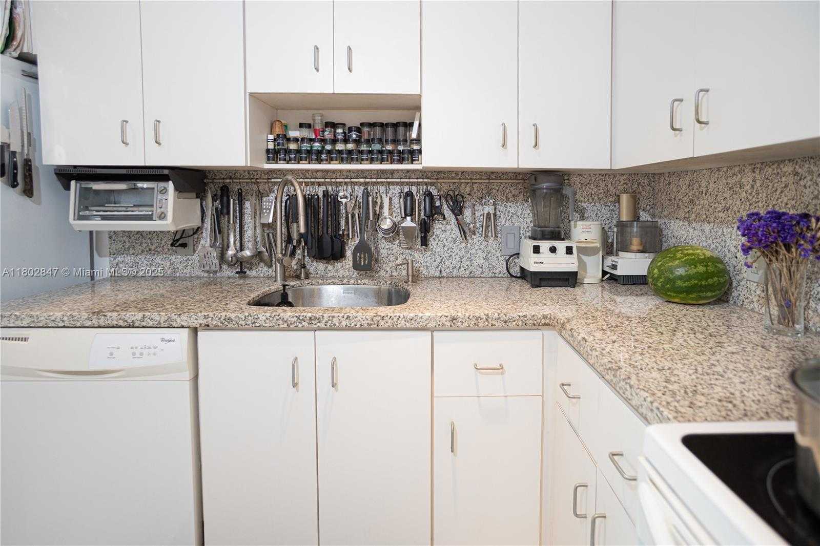 Small Image of 20100 WEST COUNTRY CLUB DR #1701, Aventura Number 11