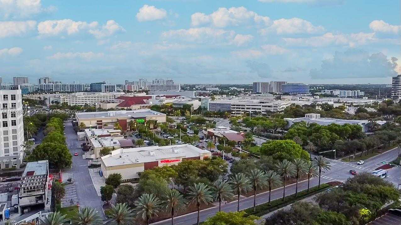 Small Image of 20100 WEST COUNTRY CLUB DR #1701, Aventura Number 30