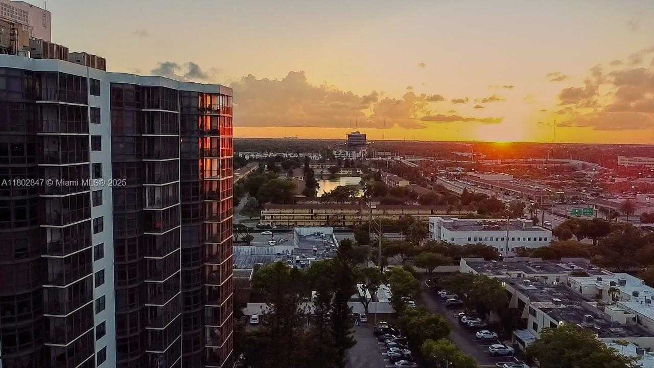 Small Image of 20100 WEST COUNTRY CLUB DR #1701, Aventura Number 31