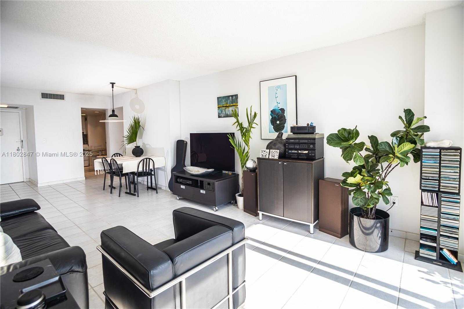 Small Image of 20100 WEST COUNTRY CLUB DR #1701, Aventura Number 8