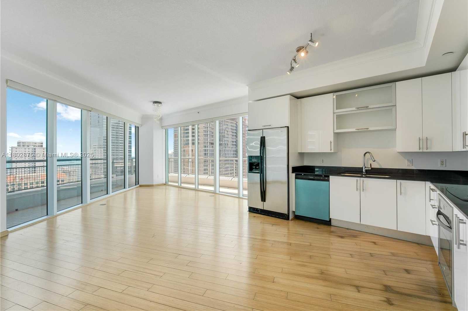 Small Image of 60 SOUTH WEST 13TH ST #2100, Miami Number 4