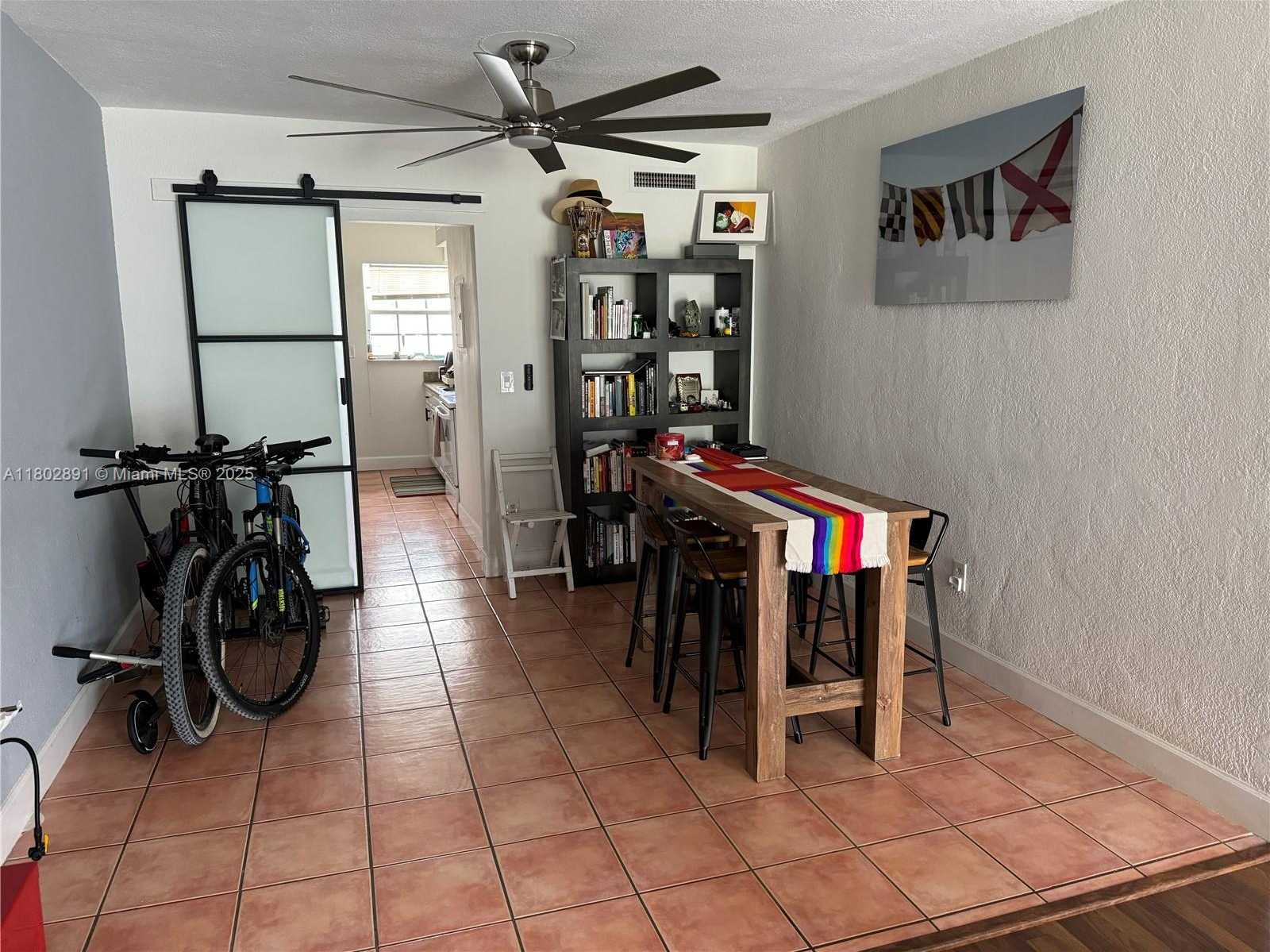Small Image of 9260 BAY HARBOR TER #24, Bay Harbor Islands Number 3