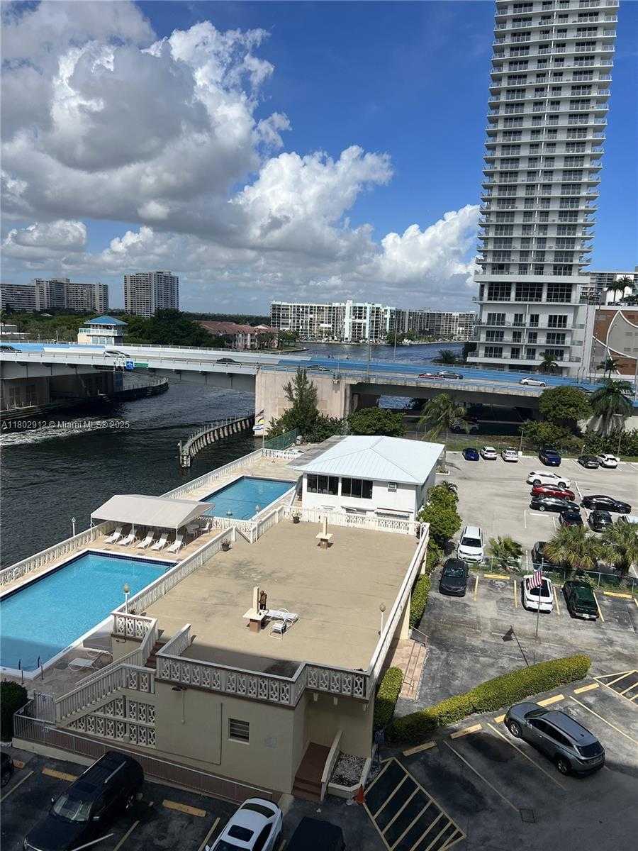 Small Image of 1817 SOUTH OCEAN DR #718, Hallandale Beach Number 17