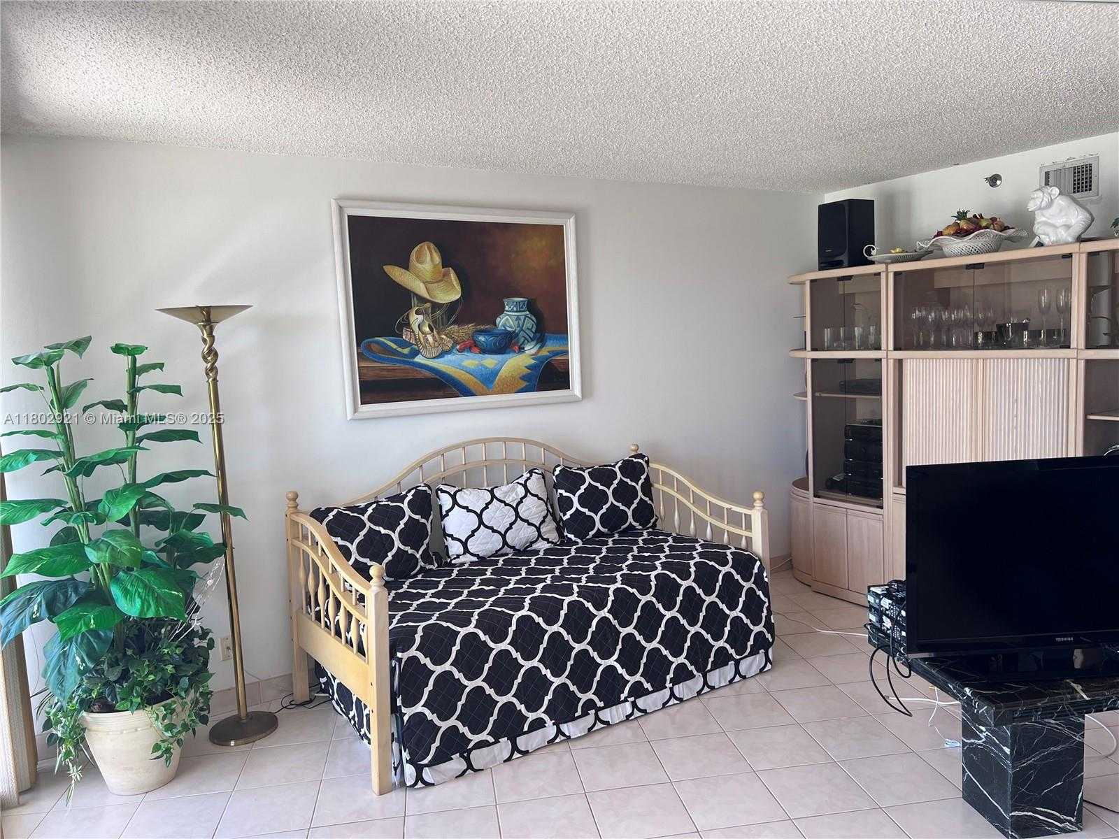 Small Image of 1000 ISLAND BLVD #1508, Aventura Number 10