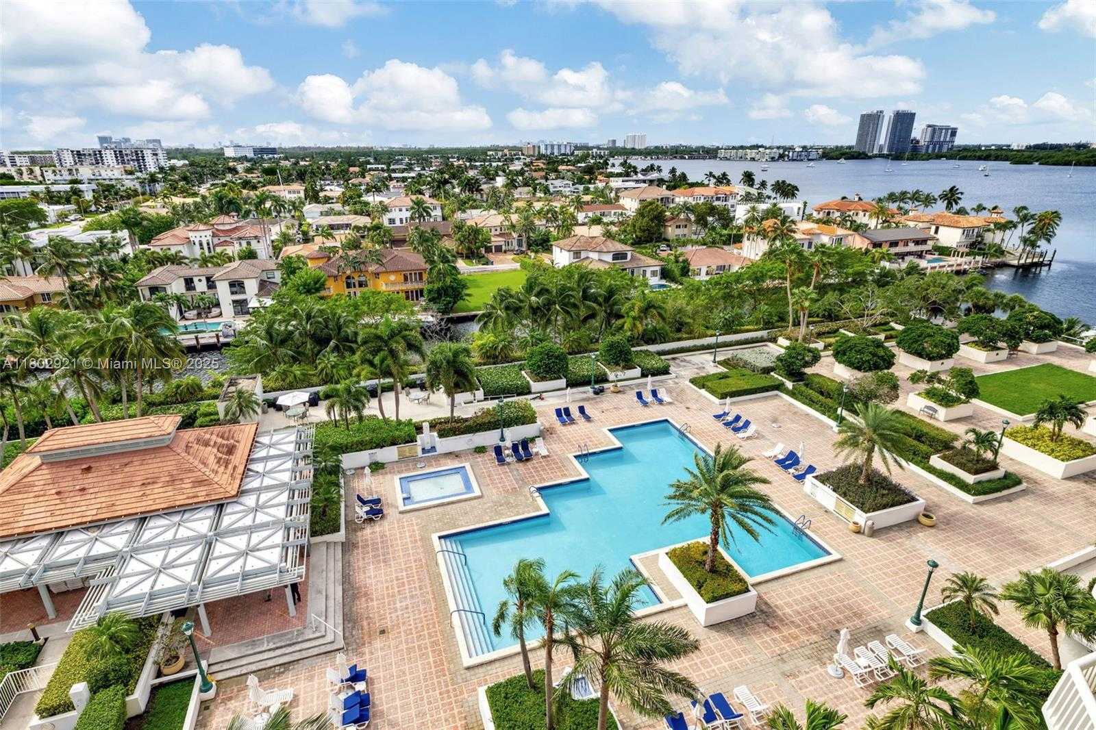 Small Image of 1000 ISLAND BLVD #1508, Aventura Number 17