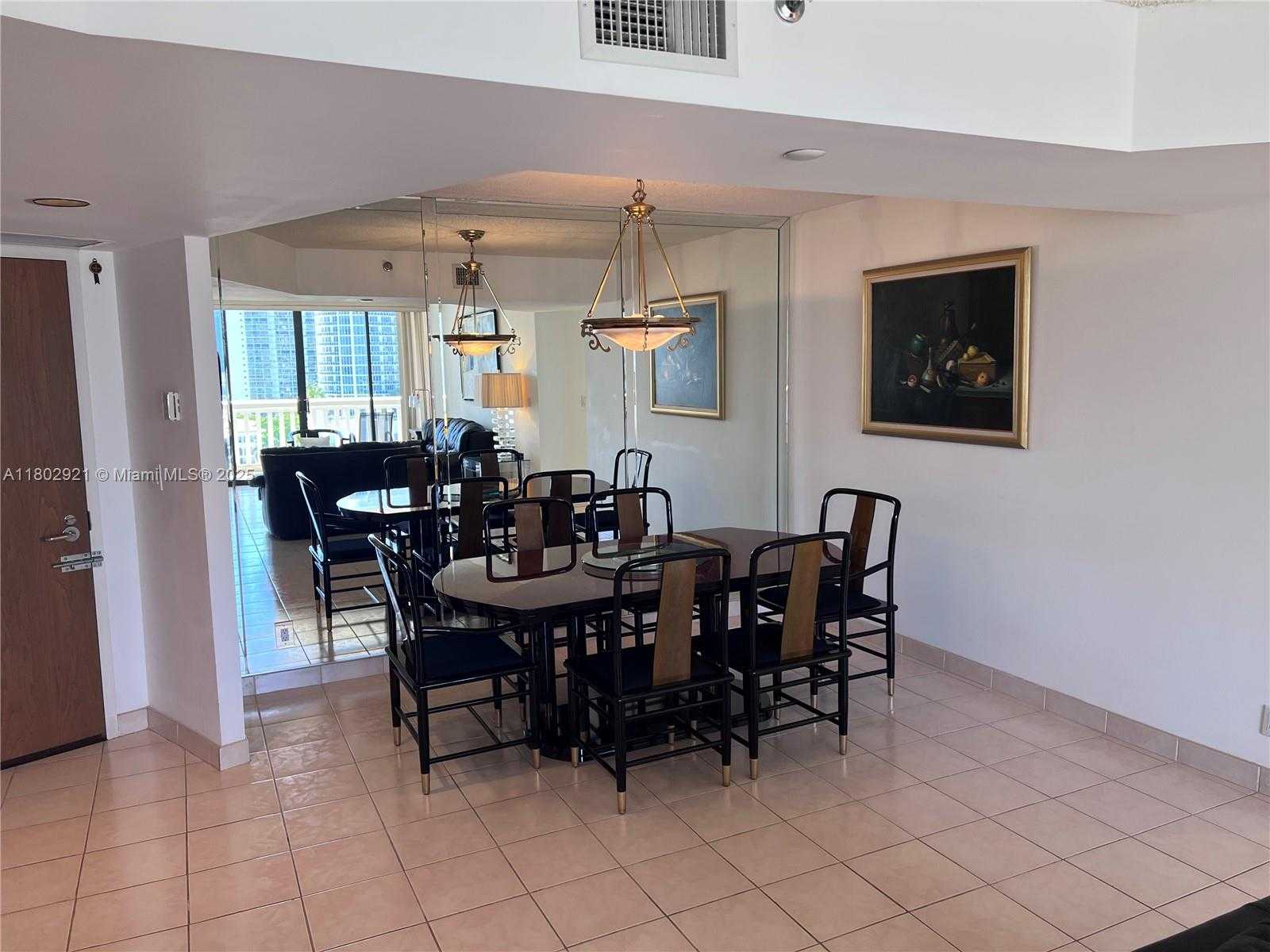 Small Image of 1000 ISLAND BLVD #1508, Aventura Number 3