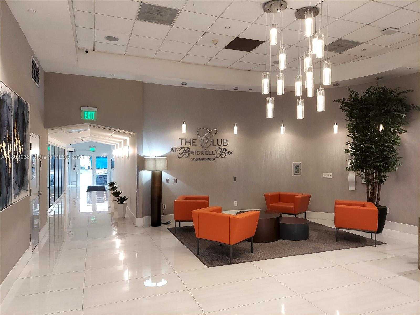 Small Image of 1200 BRICKELL BAY DR #3708, Miami Number 20