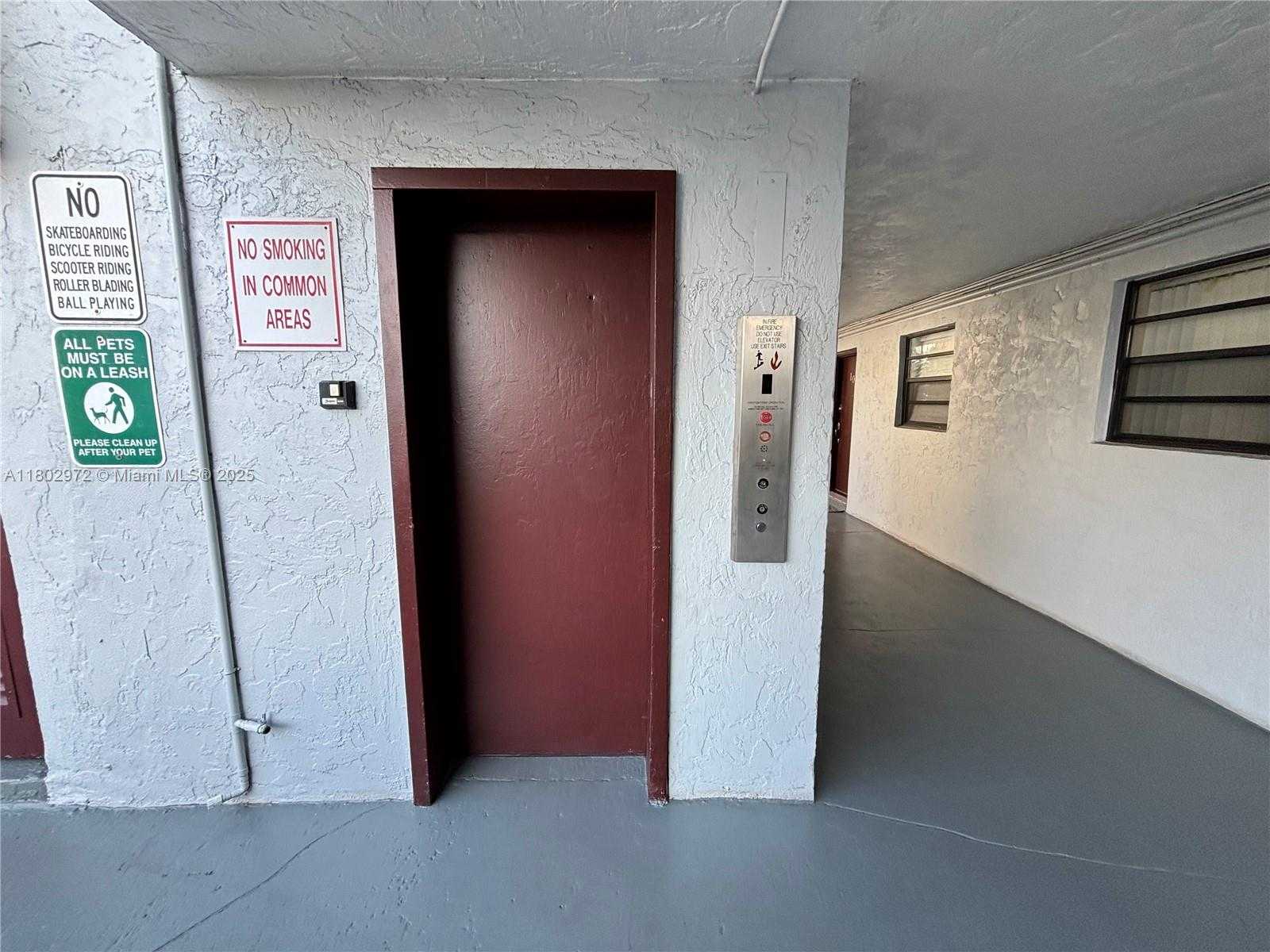 Small Image of 1335 WEST 68TH ST #309, Hialeah Number 17