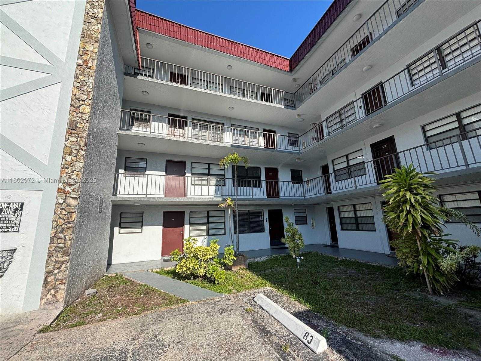 Small Image of 1335 WEST 68TH ST #309, Hialeah Number 2