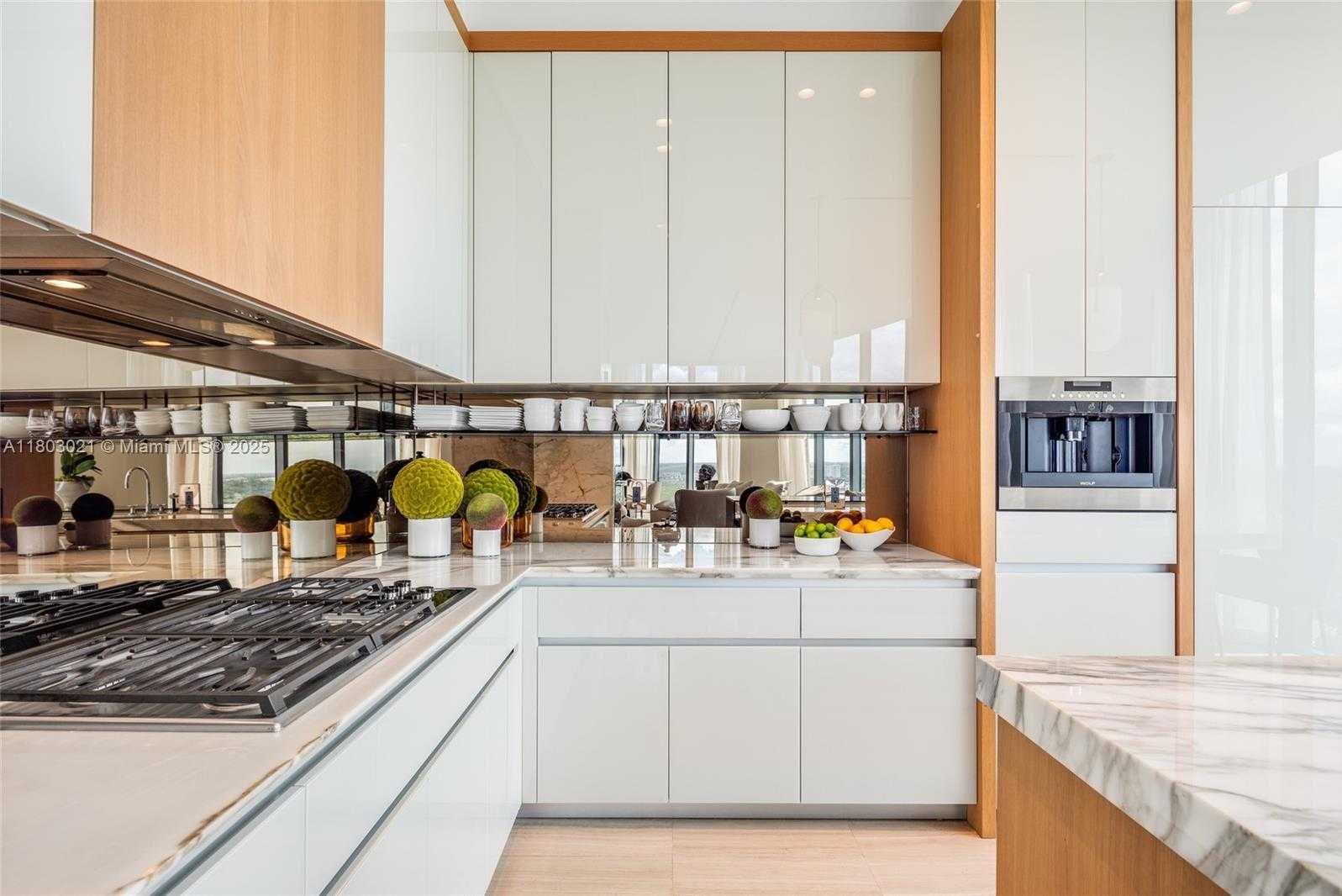 Small Image of 2821 SOUTH BAYSHORE DR #20AB, Miami Number 29