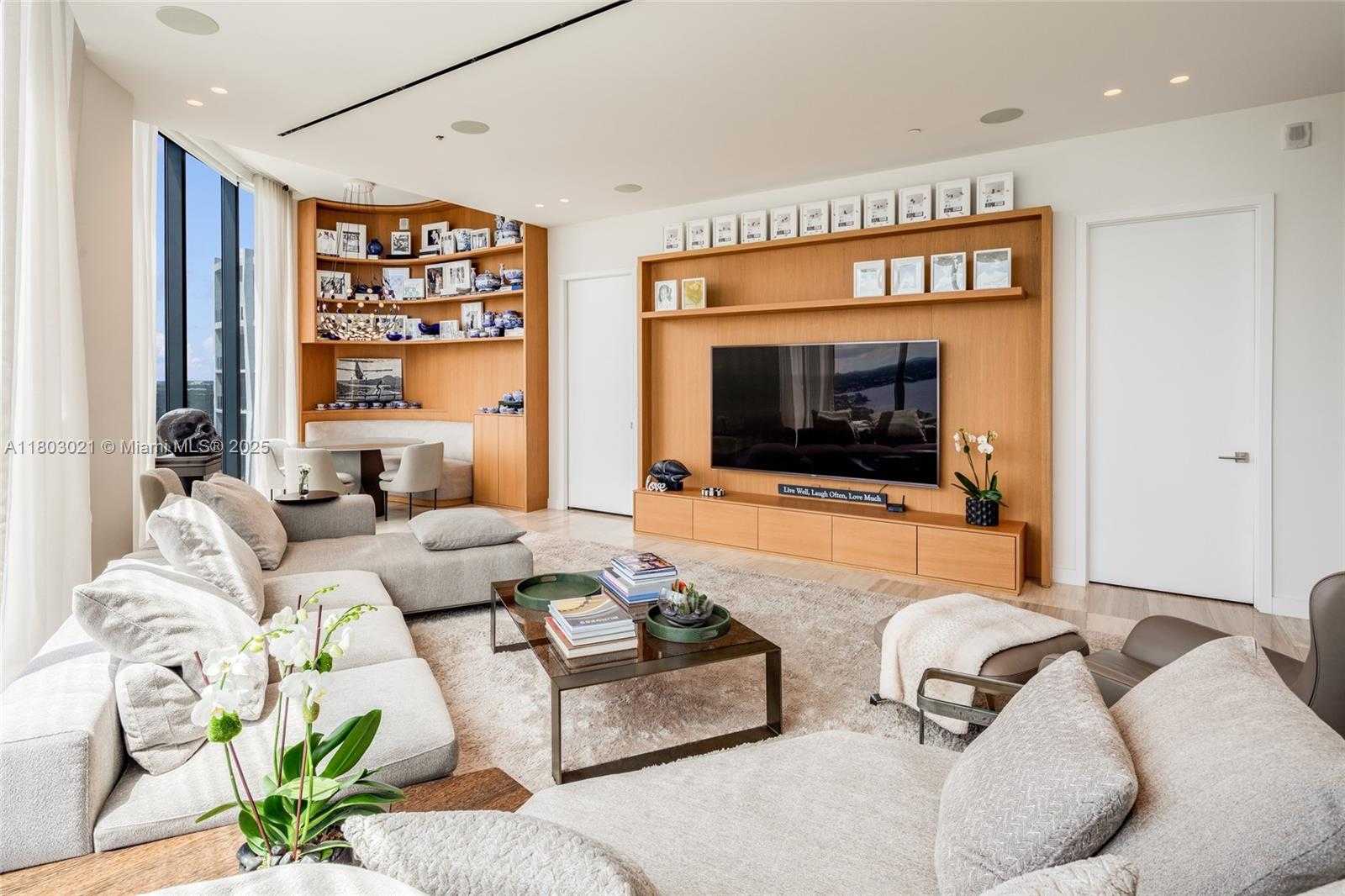 Small Image of 2821 SOUTH BAYSHORE DR #20AB, Miami Number 30