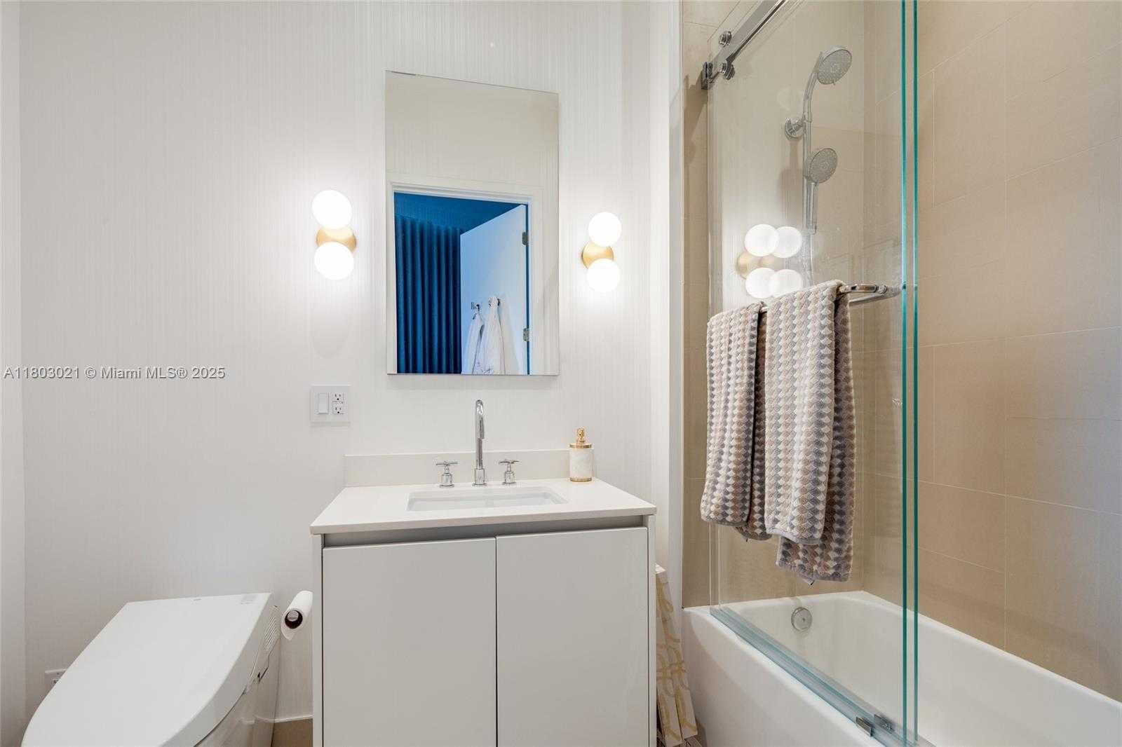 Small Image of 2821 SOUTH BAYSHORE DR #20AB, Miami Number 38