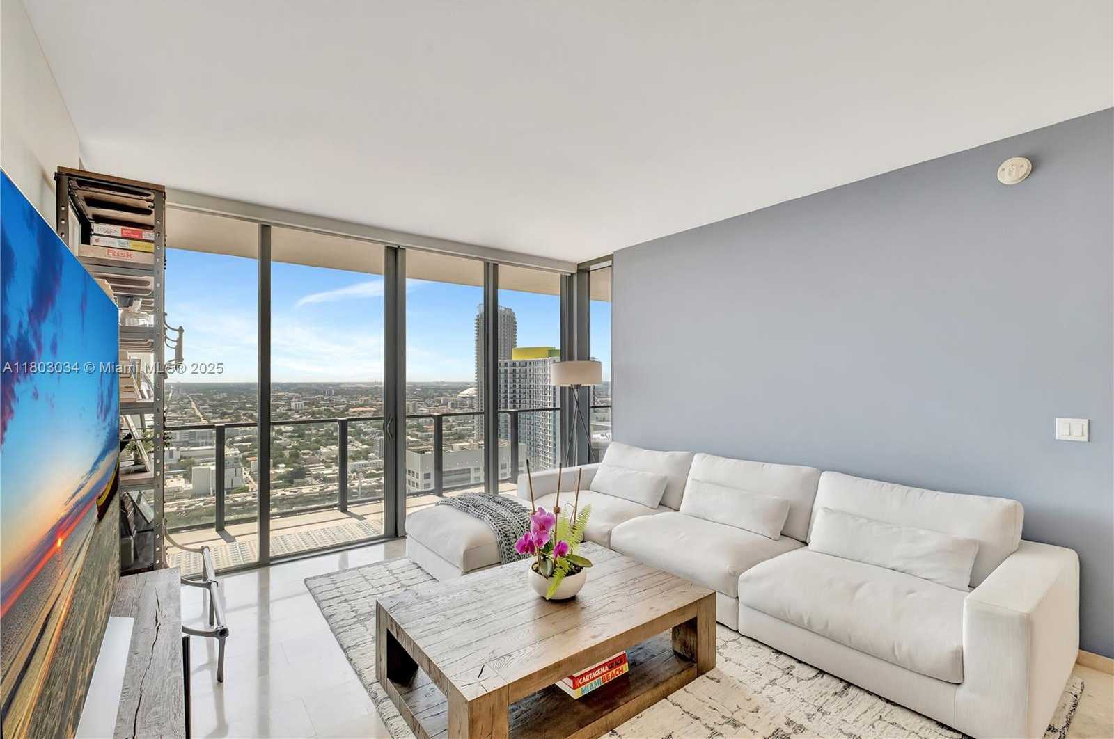 Small Image of 88 SOUTH WEST 7TH ST #3604, Miami Number 14